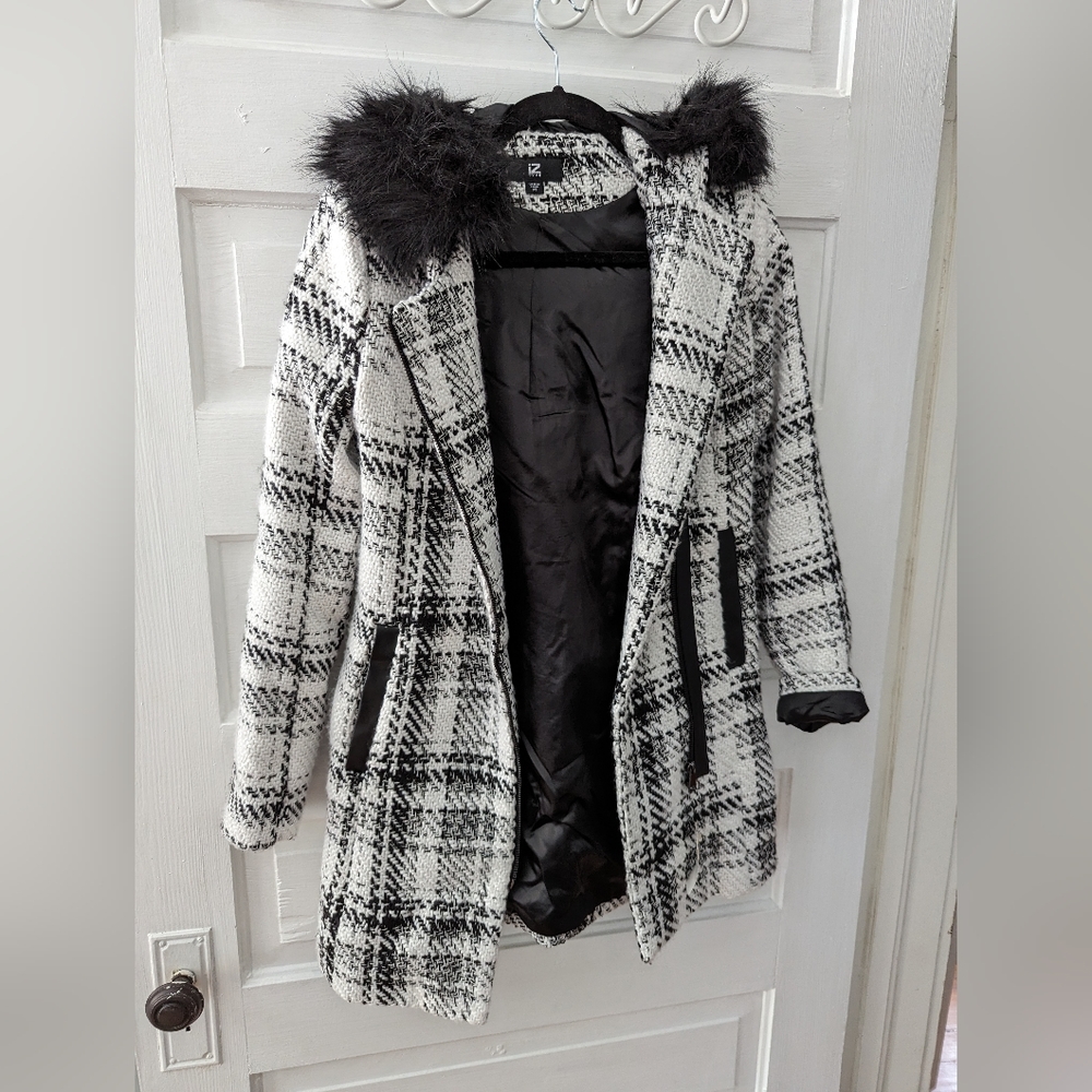 NWT IZ Byer Plaid coat w/ removable hood - S